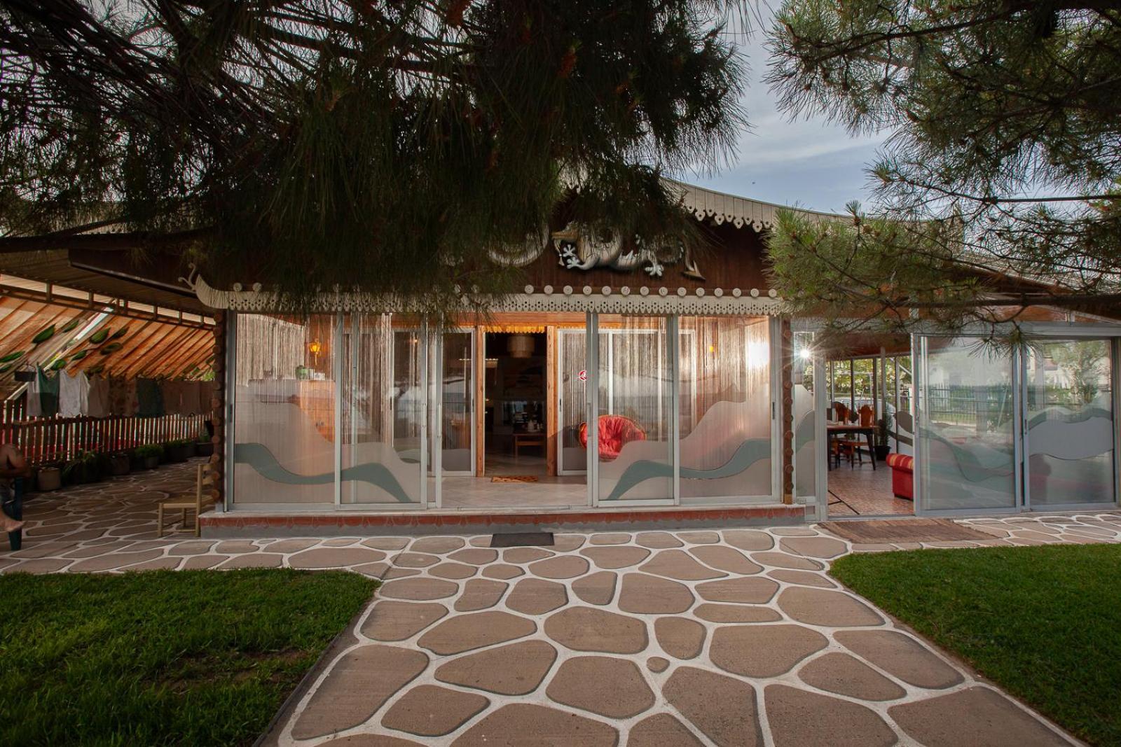 The Great Wave Beachfront House Nea Plagia Dom wakacyjny Sozopoli