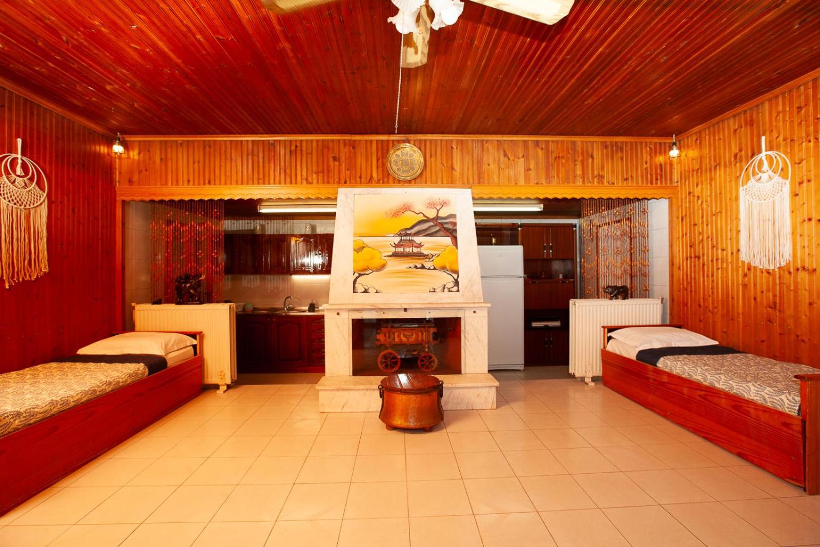 Dom wakacyjny The Great Wave Beachfront House Nea Plagia Sozopoli
