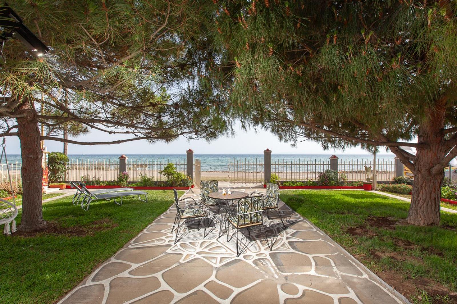 The Great Wave Beachfront House Nea Plagia Σωζόπολη